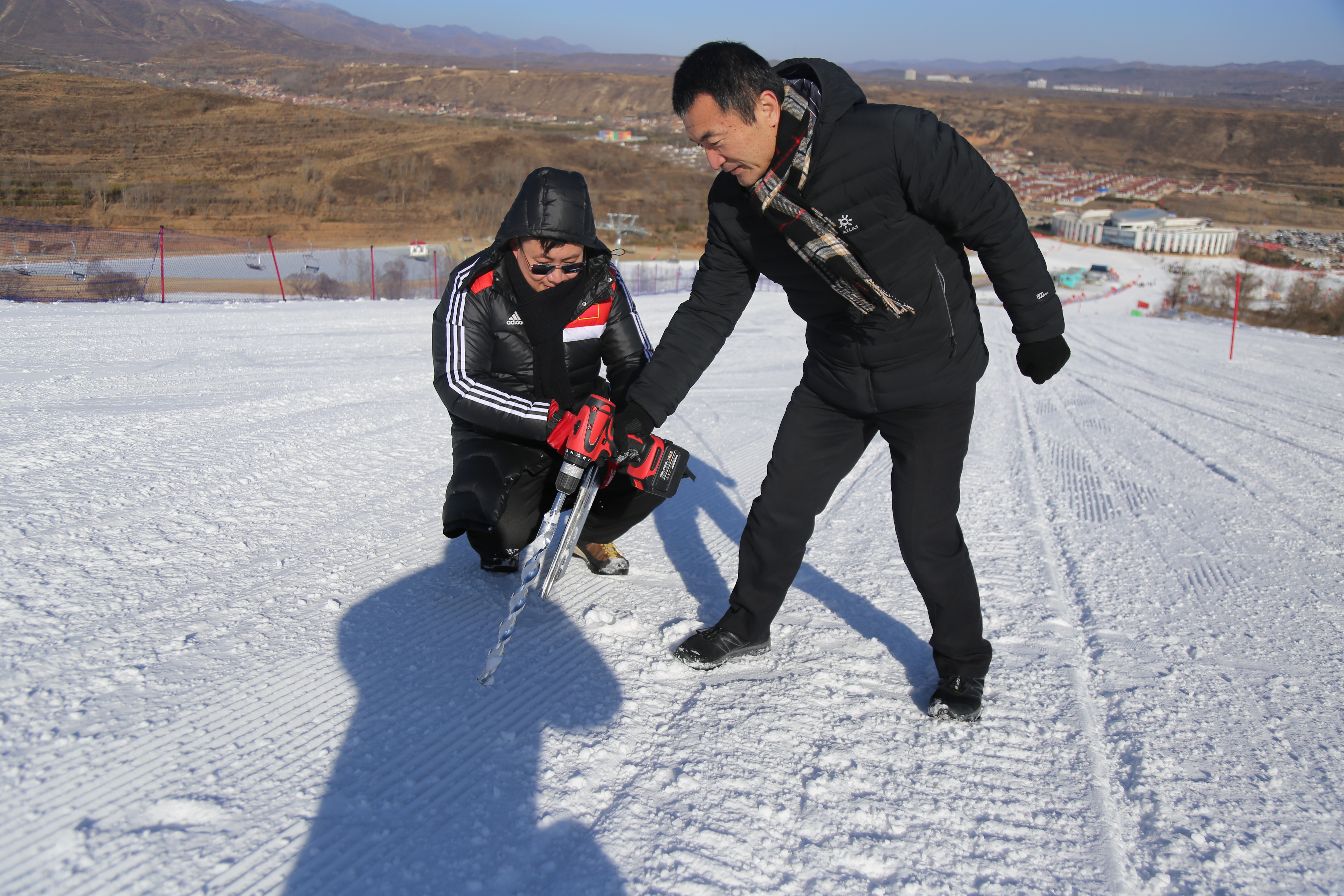 娅豪国家滑雪场反馈,并要求宁夏泾源娅豪国家滑雪场在限期内整改结束.